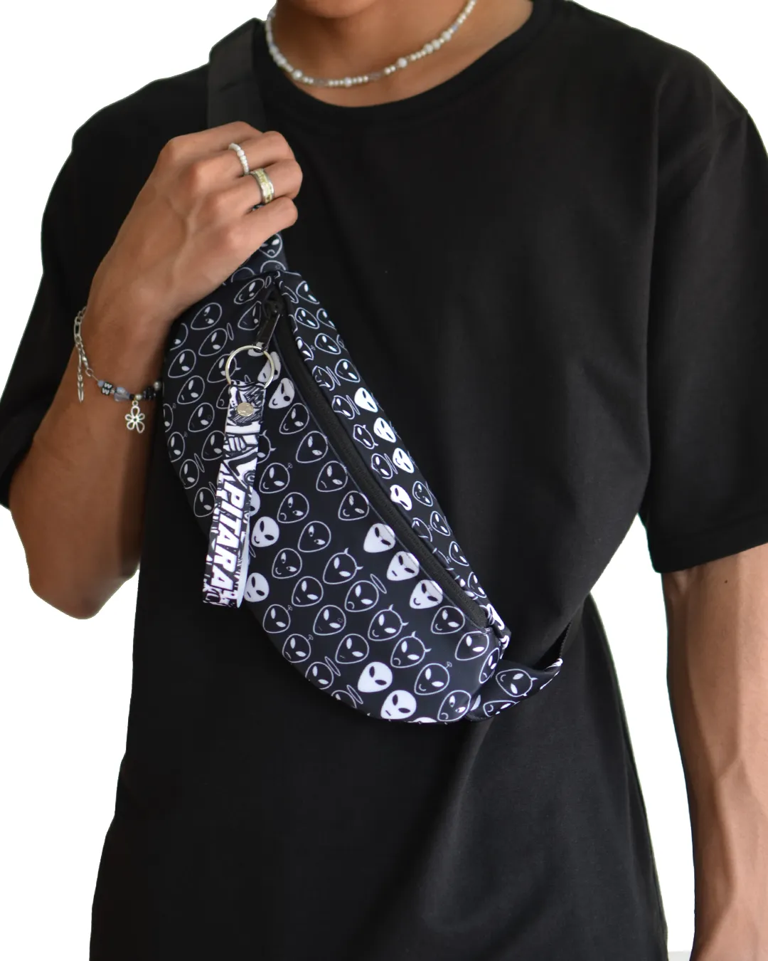 Aliens Fanny Pack