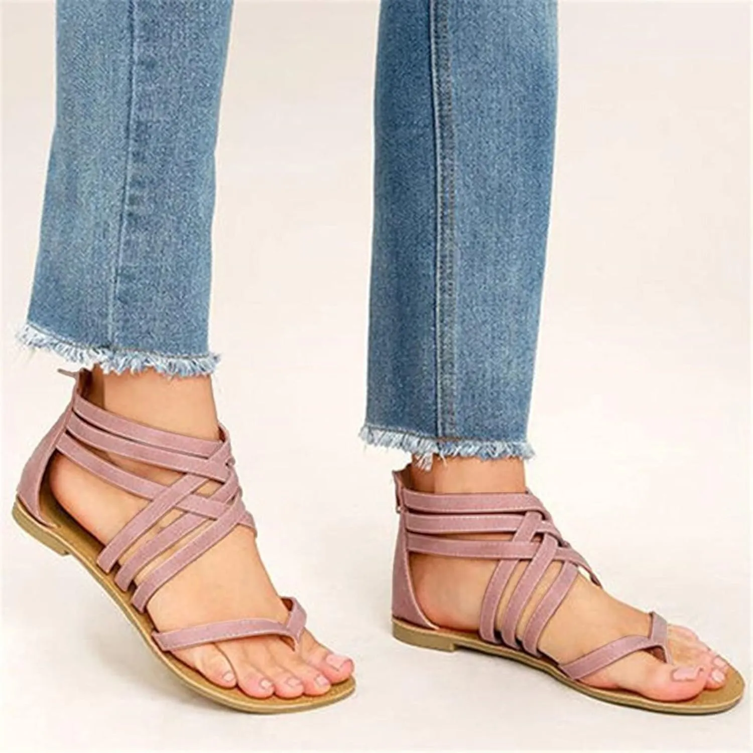 Dressy Flat Sandals for Women Criss Cross Flip Flops Anti-Slip Gladiator Solid Color Beach Falt Flat Sandals Women