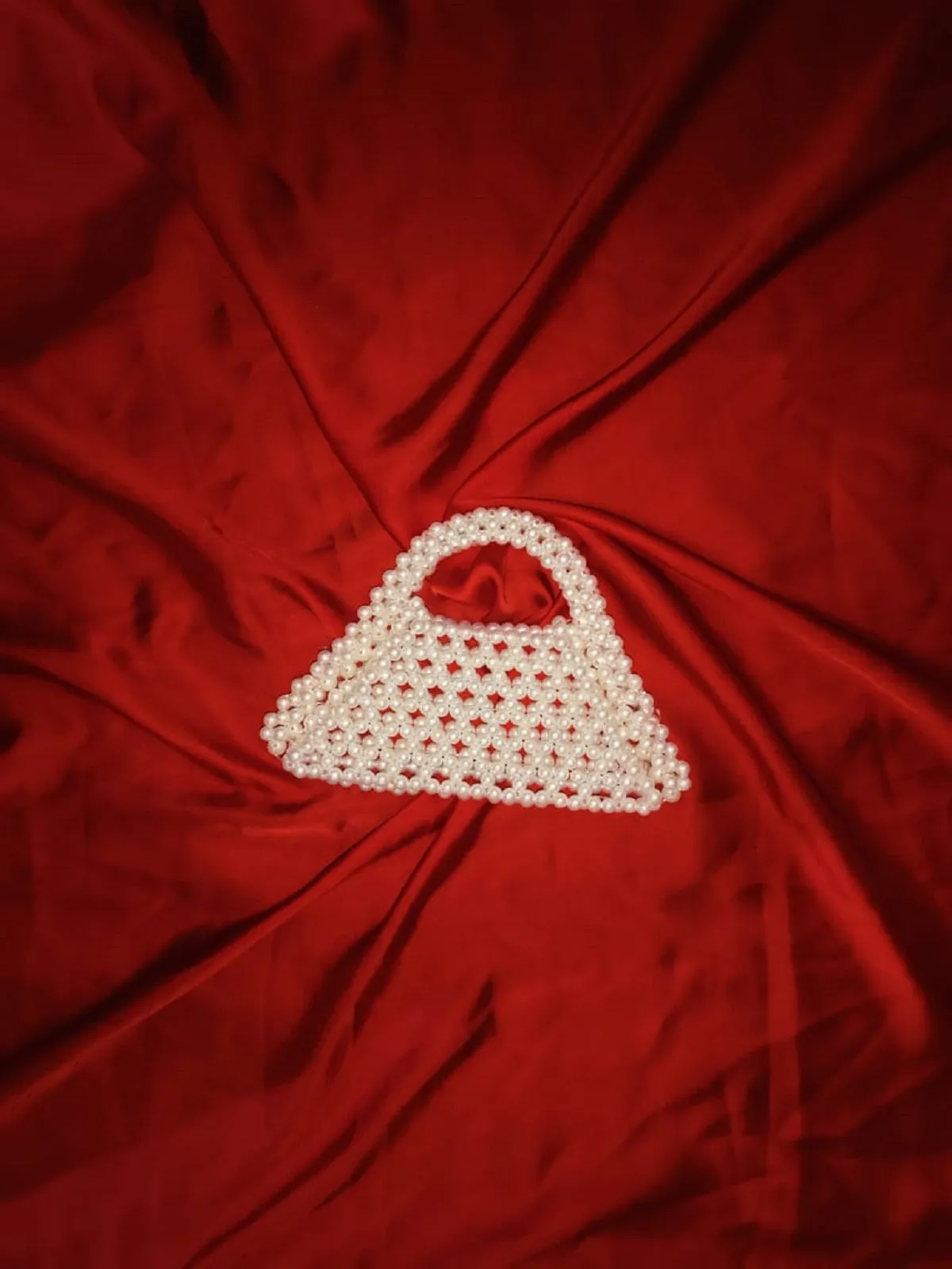 Handcrafted Triangle Off-White Mini Beaded Bag
