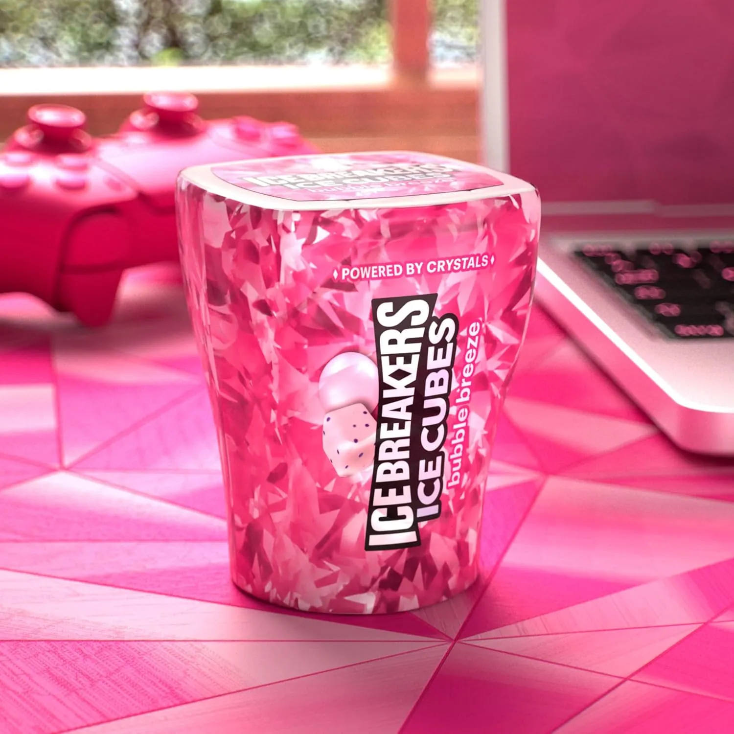Ice Breakers Ice Cubes Bubble Breeze Sugar Free Chewing Gum Bottles, 3.24 oz (6 Count, 40 Pieces)