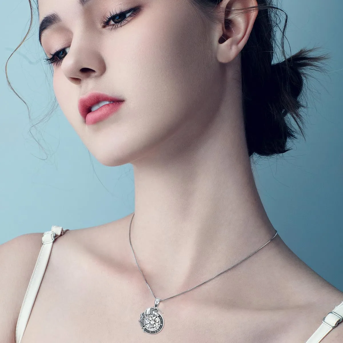 LONAGO Zodiac Sign Necklace Celestial Constellation Necklace Horoscope Astrology Zodiac Pendant Necklace Gift for Women