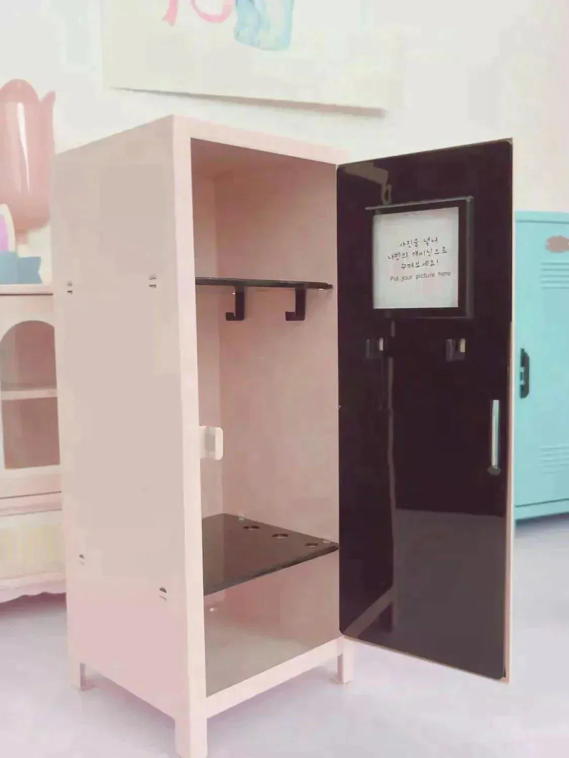 Macaron-colored Mini Lockers