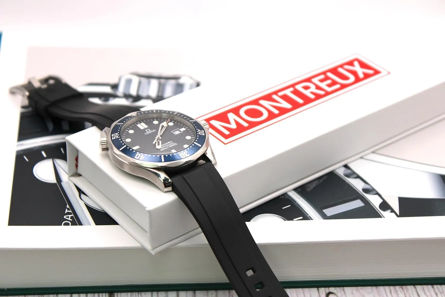 MONTREUX 22mm Premium Quick Release FKM Rubber Watch Strap Band for Rolex, Omega, TAG Heuer, Seiko & More