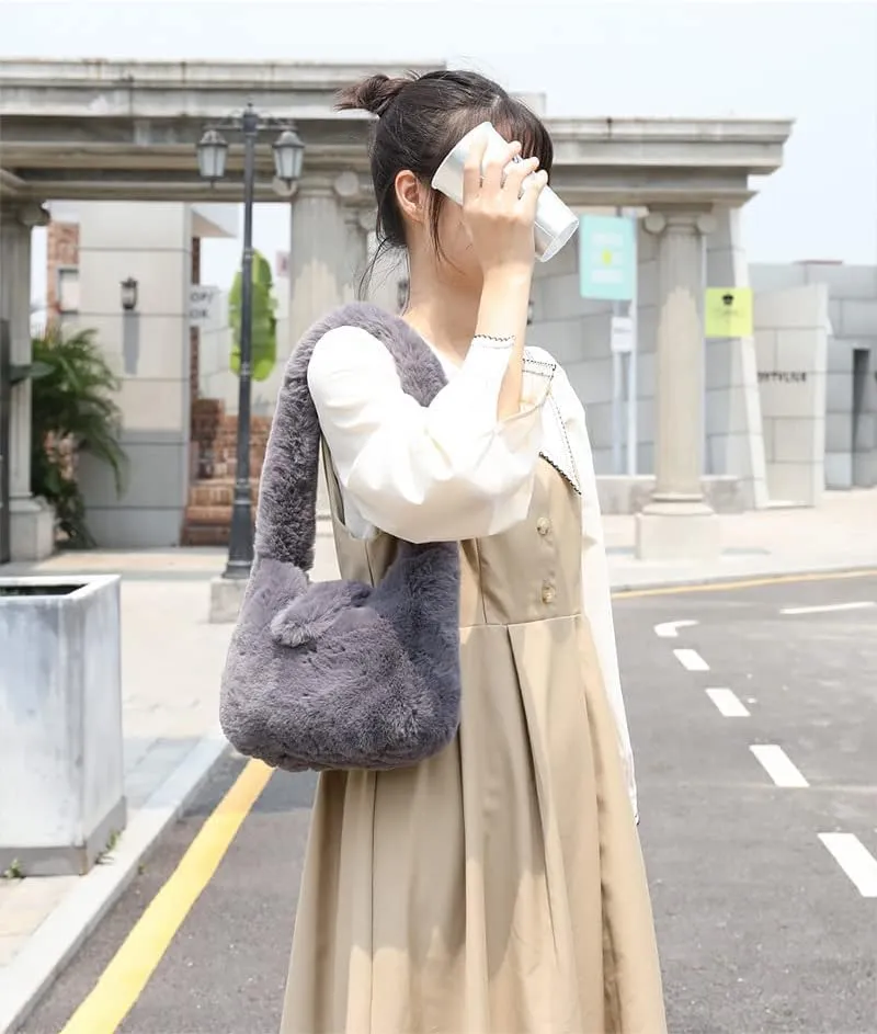 Plush Underarm Bag Y2K Women Aesthetic Fuzzy Tote Bag Furry Warm Winter Shoulder Bag Accessories (Gray)