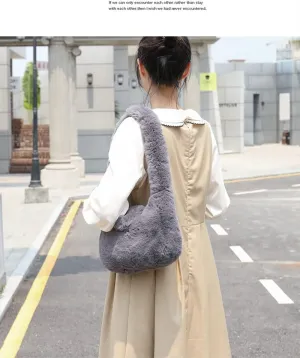 Plush Underarm Bag Y2K Women Aesthetic Fuzzy Tote Bag Furry Warm Winter Shoulder Bag Accessories (Gray)