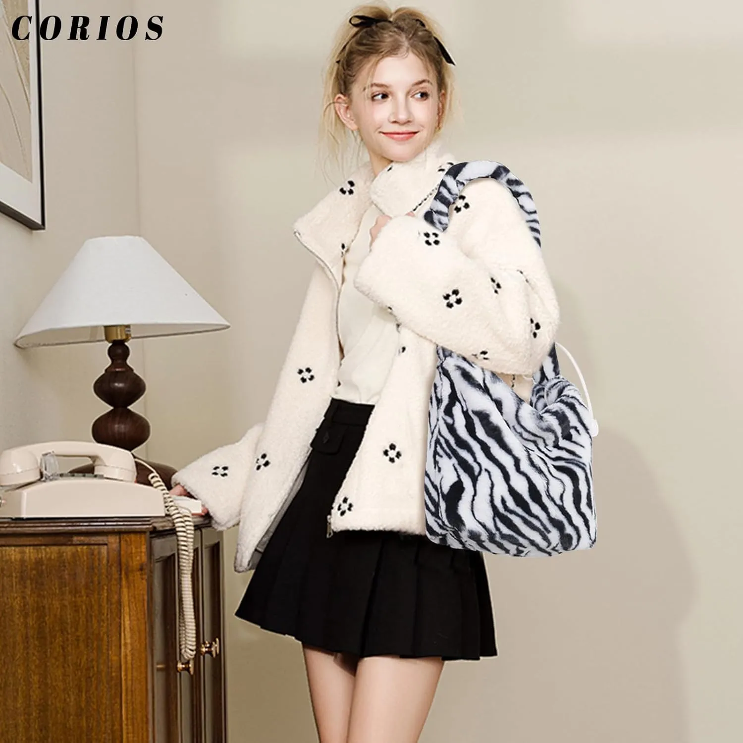 Soft Plush Shoulder Bag for Women Leopard Zebra Print Handbag Cute Fuzzy Crossbody Bag Furry Top Handle Bag