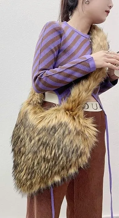 YXCFEWD Furry Heart Shaped Crossbody Bag for Women - Plush Y2K Handbag with Soft Shoulder Strap